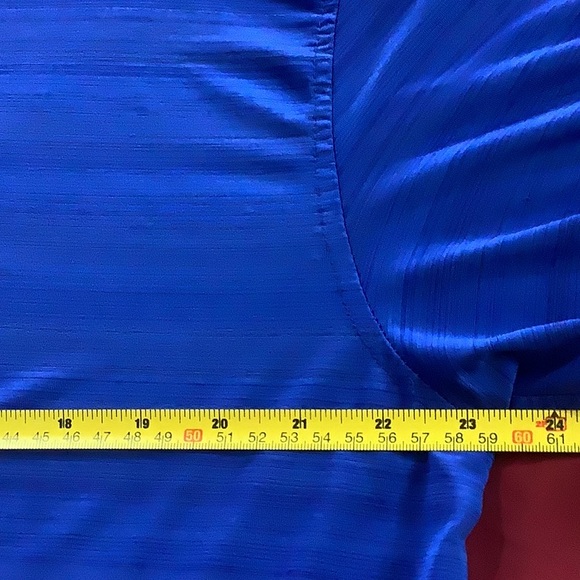 Men’s 42-44 Large blue sports shirt.  See measurements.  Bundle price listed. - Picture 4 of 7